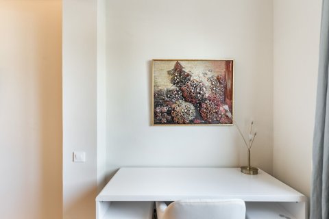 Apartamento de 4 dormitorios en venta en Barcelona, Cataluña, Spain № 1501 - foto 26