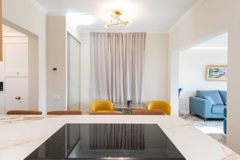 Apartamento de 4 dormitorios en venta en Barcelona, Cataluña, Spain № 1501 - foto 8