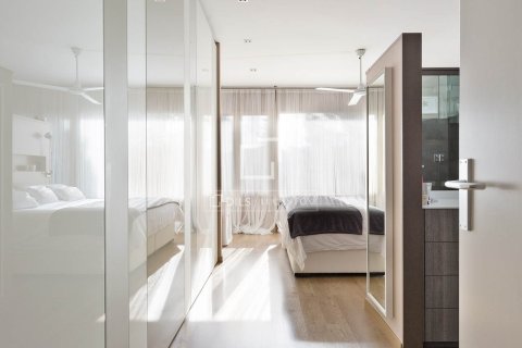 Villa de 8 dormitorios en venta en Sant Cugat del Vallès, Barcelona, Cataluña, Spain № 4419 - foto 20