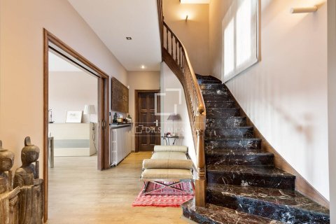 Villa de 8 dormitorios en venta en Sant Cugat del Vallès, Barcelona, Cataluña, Spain № 4419 - foto 11