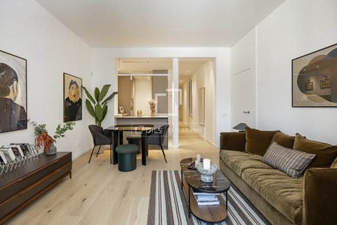 Apartamento de 2 dormitorios en venta en Barcelona, Cataluña, Spain № 4422