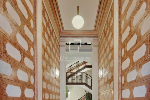 Apartamento de 2 dormitorios en venta en Barcelona, Cataluña, Spain № 4422 - foto 2