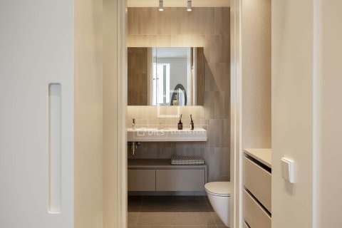 Apartamento de 2 dormitorios en venta en Barcelona, Cataluña, Spain № 4422 - foto 6
