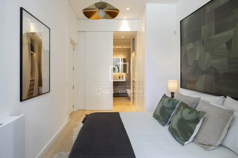 Apartamento de 2 dormitorios en venta en Barcelona, Cataluña, Spain № 4422 - foto 7