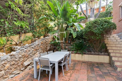 7 bedrooms villa for sale in Castelldefels, Barcelona, Catalonia, Spain № 4421 - photo 25