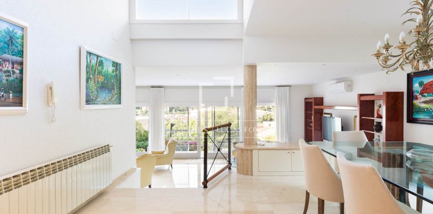 7 bedrooms villa for sale in Castelldefels, Barcelona, Catalonia, Spain № 4421
