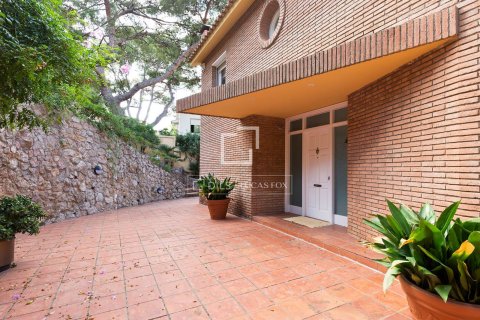 7 bedrooms villa for sale in Castelldefels, Barcelona, Catalonia, Spain № 4421 - photo 2