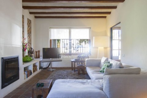 Villa de 5 dormitorios en venta en Sitges, Barcelona, Cataluña, Spain № 4418 - foto 9