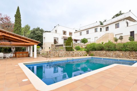 Villa de 7 dormitorios en venta en Matadepera, Barcelona, Cataluña, Spain № 4420 - foto 4