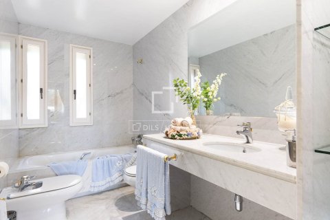 Villa de 7 dormitorios en venta en Matadepera, Barcelona, Cataluña, Spain № 4420 - foto 24