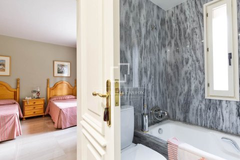 Villa de 7 dormitorios en venta en Matadepera, Barcelona, Cataluña, Spain № 4420 - foto 20