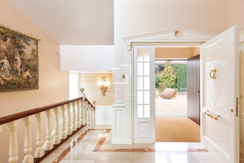 Villa de 7 dormitorios en venta en Matadepera, Barcelona, Cataluña, Spain № 4420 - foto 5