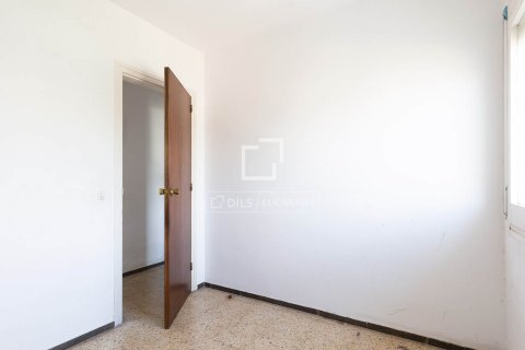Apartamento de 3 dormitorios en venta en Castelldefels, Barcelona, Cataluña, Spain № 4423 - foto 11
