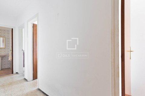 Apartamento de 3 dormitorios en venta en Castelldefels, Barcelona, Cataluña, Spain № 4423 - foto 9