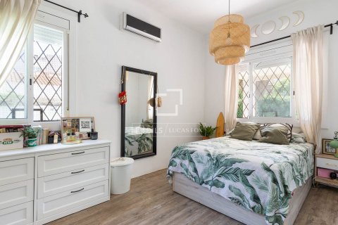 Villa de 2 dormitorios en venta en Castelldefels, Barcelona, Cataluña, Spain № 4424 - foto 7
