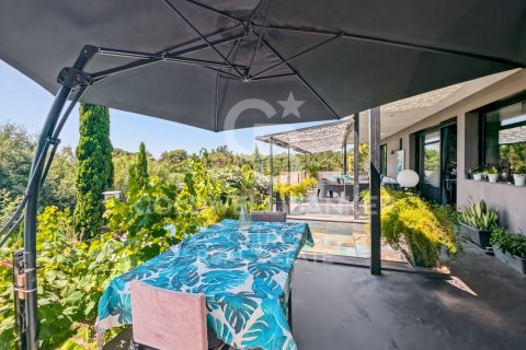 Сasa de 4 dormitorios en venta en Girona, Gerona, Cataluña, Spain № 7704 - foto 11