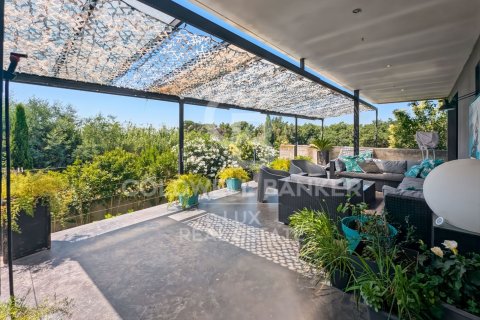 Сasa de 4 dormitorios en venta en Girona, Gerona, Cataluña, Spain № 7704 - foto 8