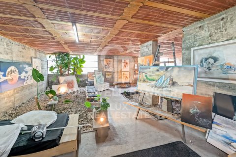 Сasa de 4 dormitorios en venta en Girona, Gerona, Cataluña, Spain № 7704 - foto 6