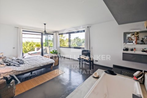 Сasa de 4 dormitorios en venta en Girona, Gerona, Cataluña, Spain № 7704 - foto 19