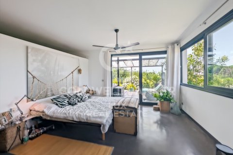 Сasa de 4 dormitorios en venta en Girona, Gerona, Cataluña, Spain № 7704 - foto 20