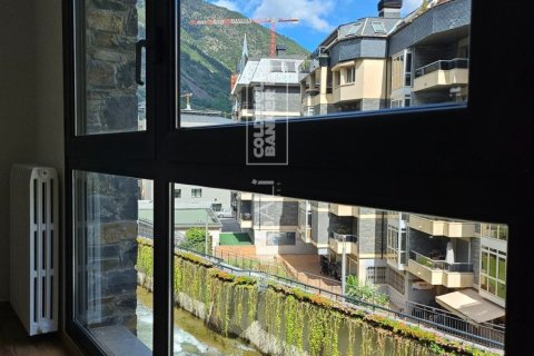 4 bedrooms apartment for rent in Principado De Andorra (Ninguna Poblacion Tiene C.P.), Lleida, Catalonia, Spain № 7698 - photo 19