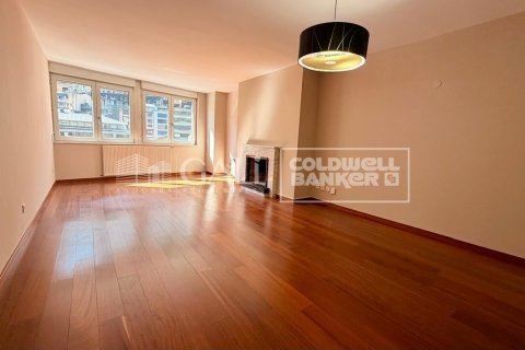 Apartamento de 4 dormitorios en alquiler en Principado De Andorra (Ninguna Poblacion Tiene C.P.), Lérida, Cataluña, Spain № 7700 - foto 22