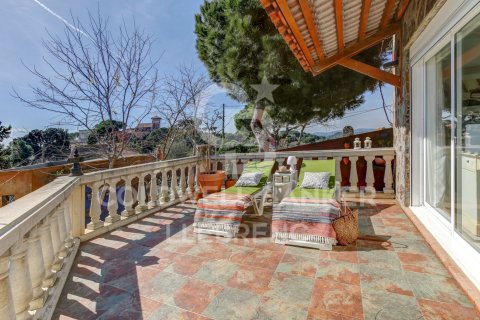 Снять в аренду дом в Барселона, Испания с 3 спальни, 212м², № 7699 - фото 22