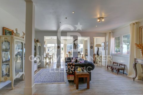 Снять в аренду дом в Барселона, Испания с 3 спальни, 212м², № 7699 - фото 28
