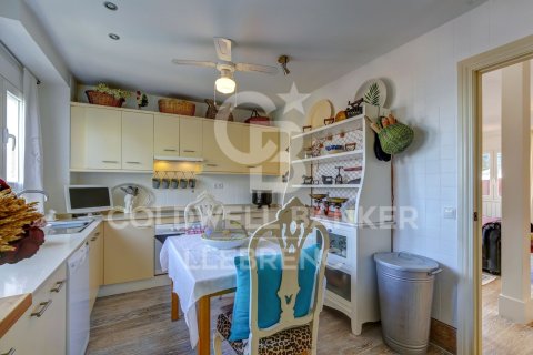 Снять в аренду дом в Барселона, Испания с 3 спальни, 212м², № 7699 - фото 16