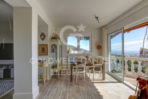 Снять в аренду дом в Барселона, Испания с 3 спальни, 212м², № 7699 - фото 17