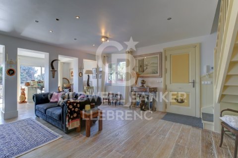 Снять в аренду дом в Барселона, Испания с 3 спальни, 212м², № 7699 - фото 27