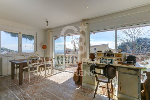 Снять в аренду дом в Барселона, Испания с 3 спальни, 212м², № 7699 - фото 24