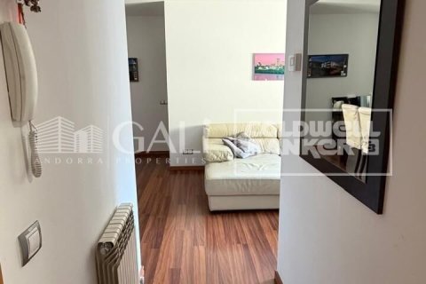 3 bedrooms apartment for sale in Principado De Andorra (Ninguna Poblacion Tiene C.P.), Lleida, Catalonia, Spain № 7775 - photo 18