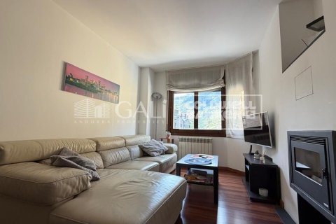 3 bedrooms apartment for sale in Principado De Andorra (Ninguna Poblacion Tiene C.P.), Lleida, Catalonia, Spain № 7775 - photo 4