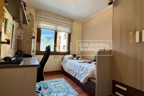 3 bedrooms apartment for sale in Principado De Andorra (Ninguna Poblacion Tiene C.P.), Lleida, Catalonia, Spain № 7775 - photo 13