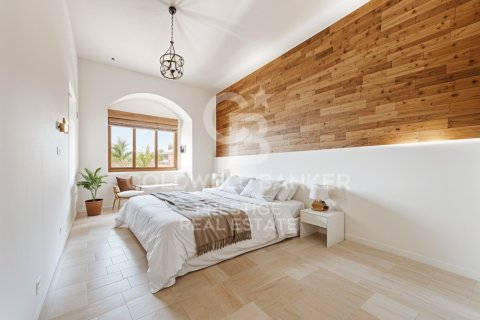 Купить квартиру в Барселона, Испания с 3 спальни, 153м², № 7780 - фото 6