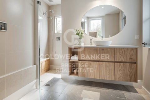 Купить квартиру в Барселона, Испания с 3 спальни, 153м², № 7780 - фото 3