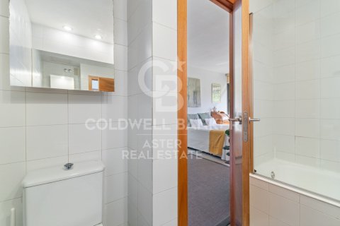 2 bedrooms apartment for sale in Barcelona, Catalonia, Spain № 7777 - photo 12