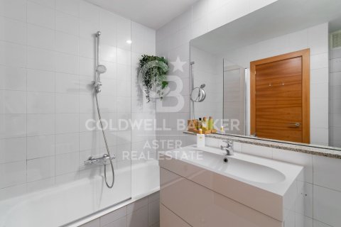 2 bedrooms apartment for sale in Barcelona, Catalonia, Spain № 7777 - photo 13