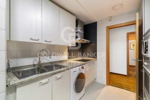 2 bedrooms apartment for sale in Barcelona, Catalonia, Spain № 7777 - photo 3