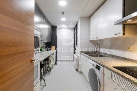 2 bedrooms apartment for sale in Barcelona, Catalonia, Spain № 7777 - photo 2