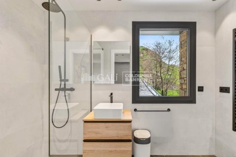 Apartamento de 5 dormitorios en venta en Principado De Andorra (Ninguna Poblacion Tiene C.P.), Lérida, Cataluña, Spain № 7778 - foto 8