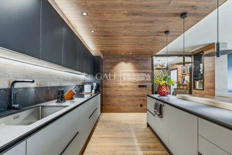 Apartamento de 5 dormitorios en venta en Principado De Andorra (Ninguna Poblacion Tiene C.P.), Lérida, Cataluña, Spain № 7778 - foto 22