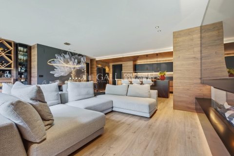 Apartamento de 5 dormitorios en venta en Principado De Andorra (Ninguna Poblacion Tiene C.P.), Lérida, Cataluña, Spain № 7778 - foto 23