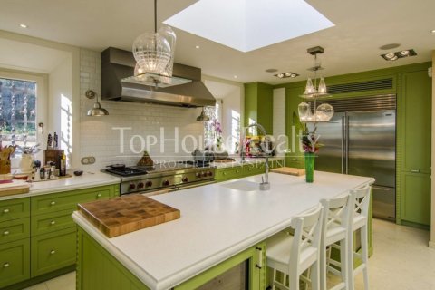 Villa de 9 dormitorios en venta en Pedralbes, Barcelona, Cataluña, Spain № 2345 - foto 7