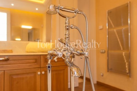 Villa de 9 dormitorios en venta en Pedralbes, Barcelona, Cataluña, Spain № 2345 - foto 13