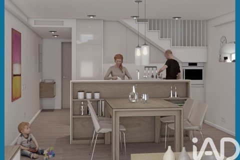Сasa de 3 dormitorios en venta en Cambrils, Tarragona, Cataluña, Spain № 8348 - foto 4