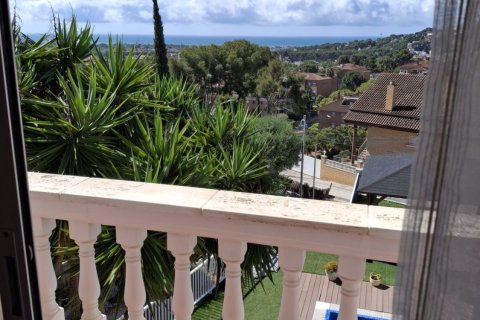 Casa adosada de 5 dormitorios en venta en Castelldefels, Barcelona, Cataluña, Spain № 8343 - foto 5