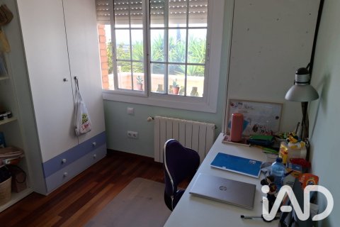 Casa adosada de 5 dormitorios en venta en Castelldefels, Barcelona, Cataluña, Spain № 8343 - foto 25
