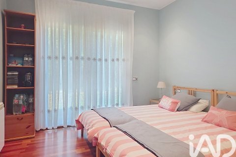 Сasa de 4 dormitorios en venta en Premia De Dalt, Barcelona, Cataluña, Spain № 8345 - foto 7